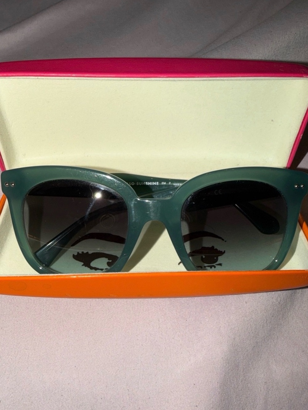 Kate Spade ♠️ Green Cat-Eye Sunglasses 💚